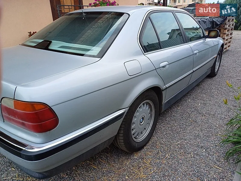 BMW 7 Series 1997 VIN WBAGE21070DJ39090 фото оголошення 2 з 52