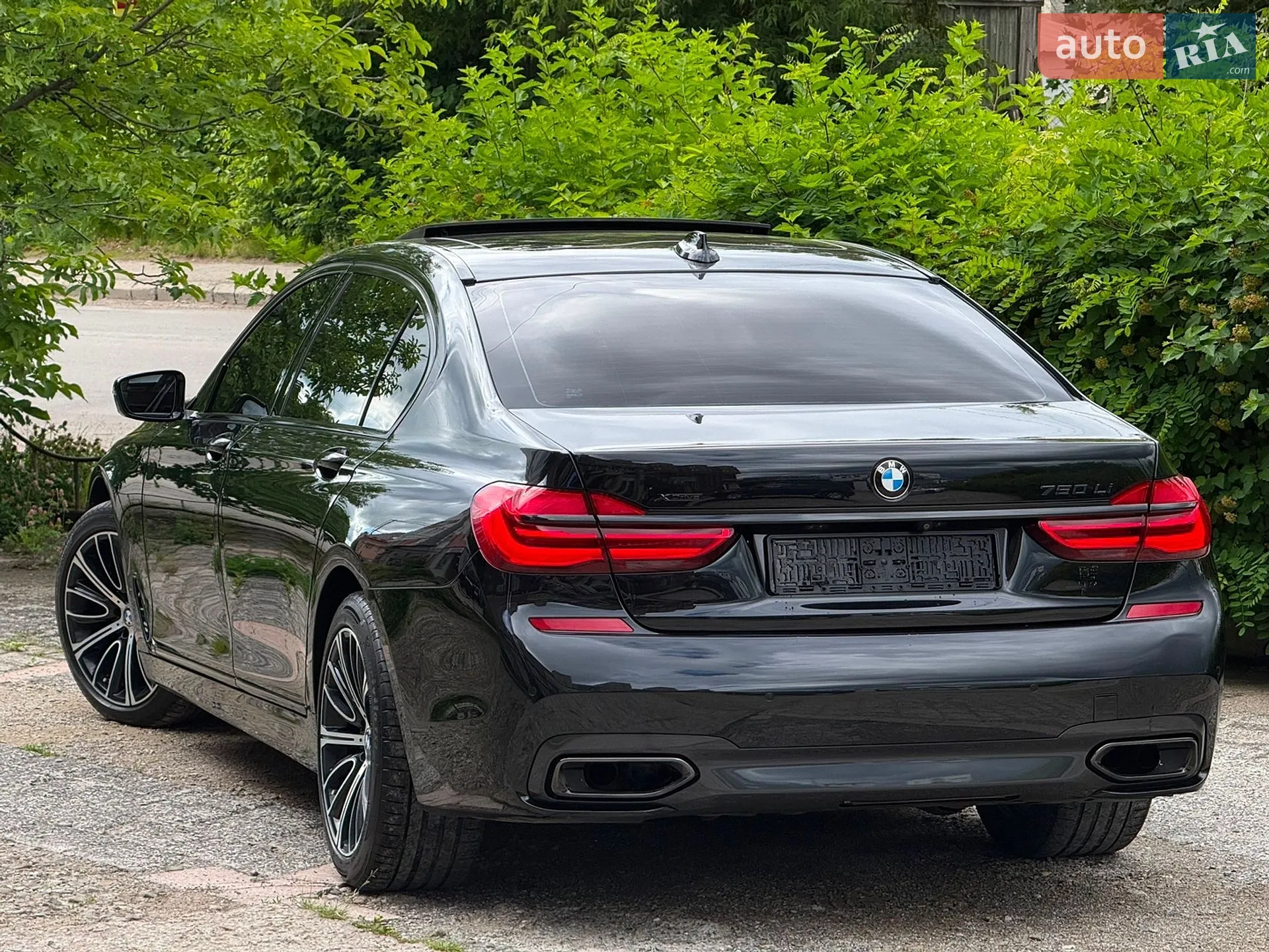 2015 BMW 7er - мініатюра 8