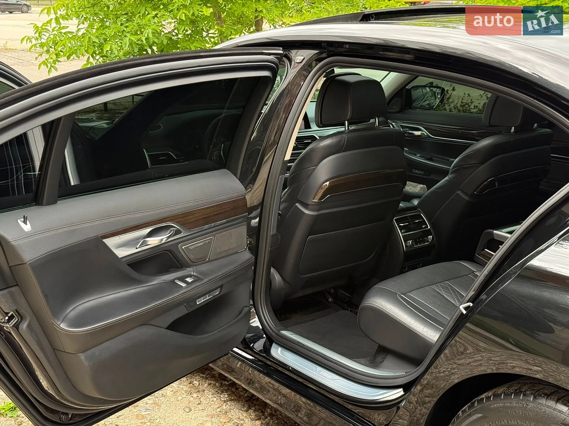 2015 BMW 7er - мініатюра 28
