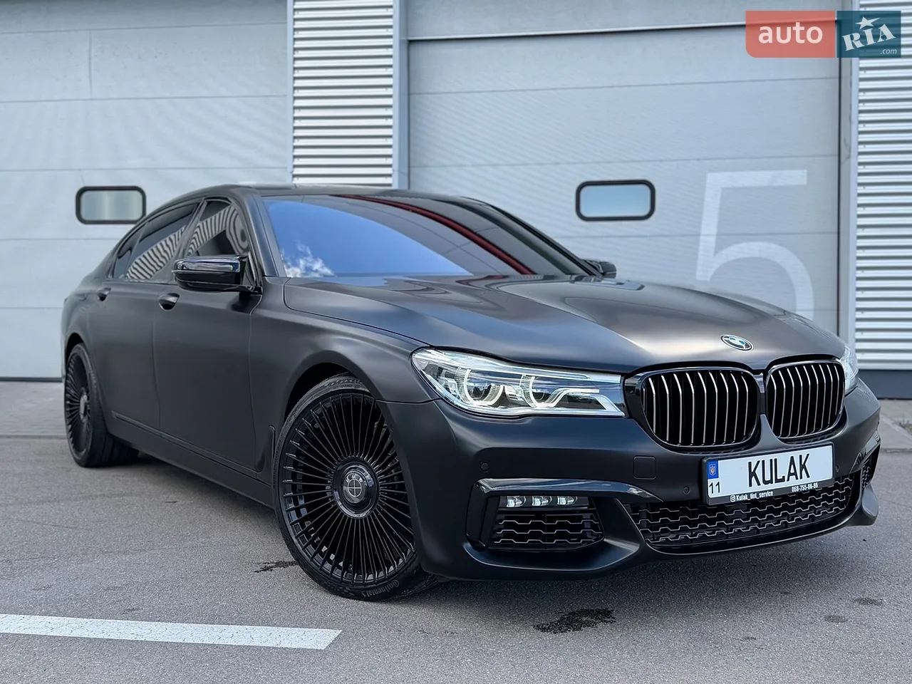 2016 BMW 7er - мініатюра 15