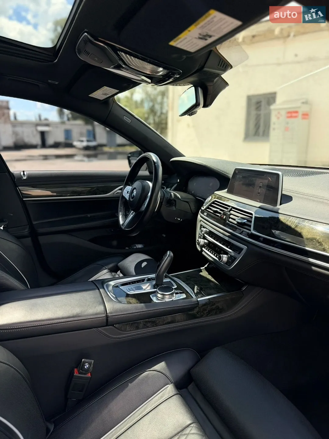 2022 BMW 7er - мініатюра 16
