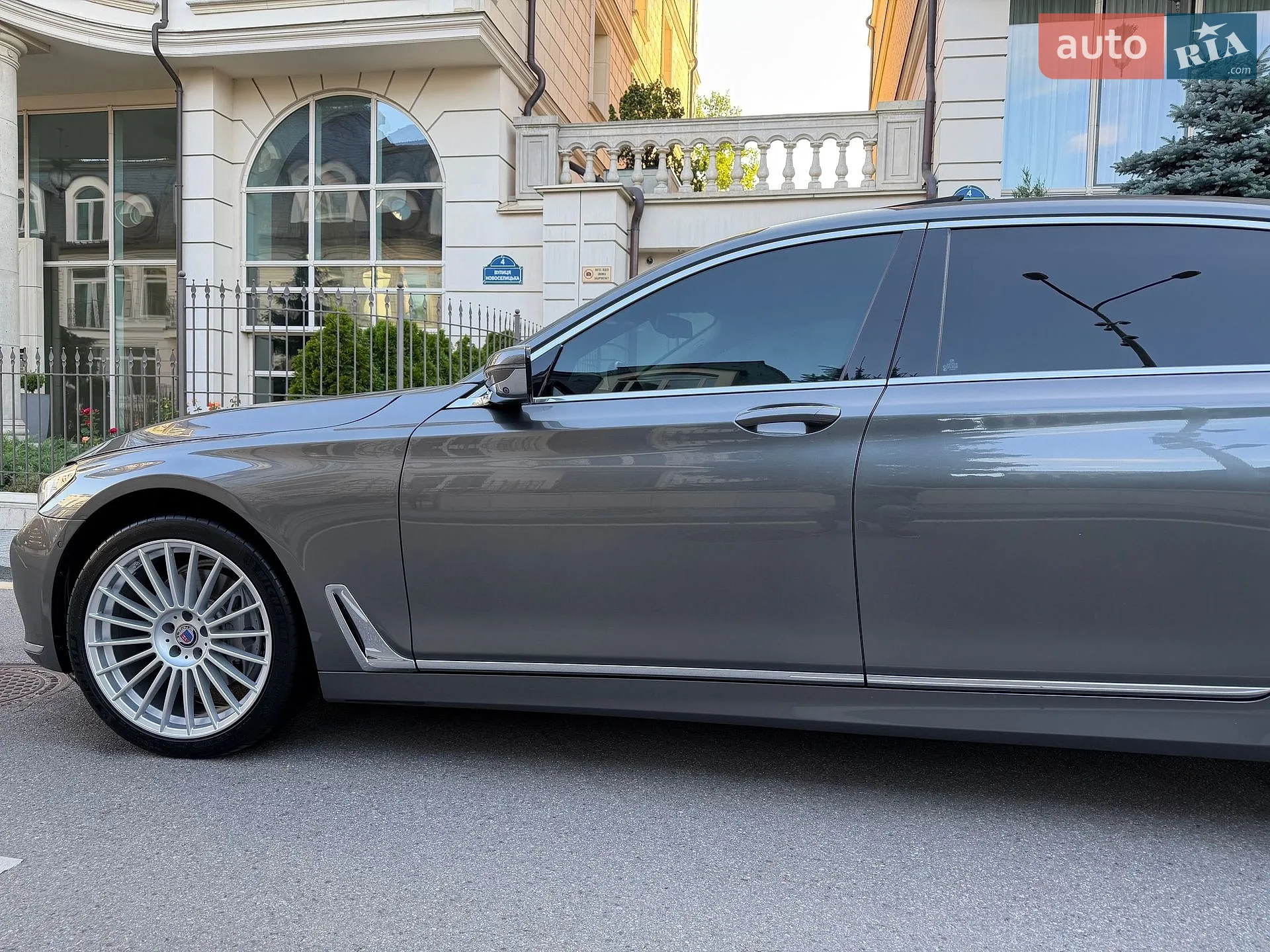 2017 BMW 7er - мініатюра 27