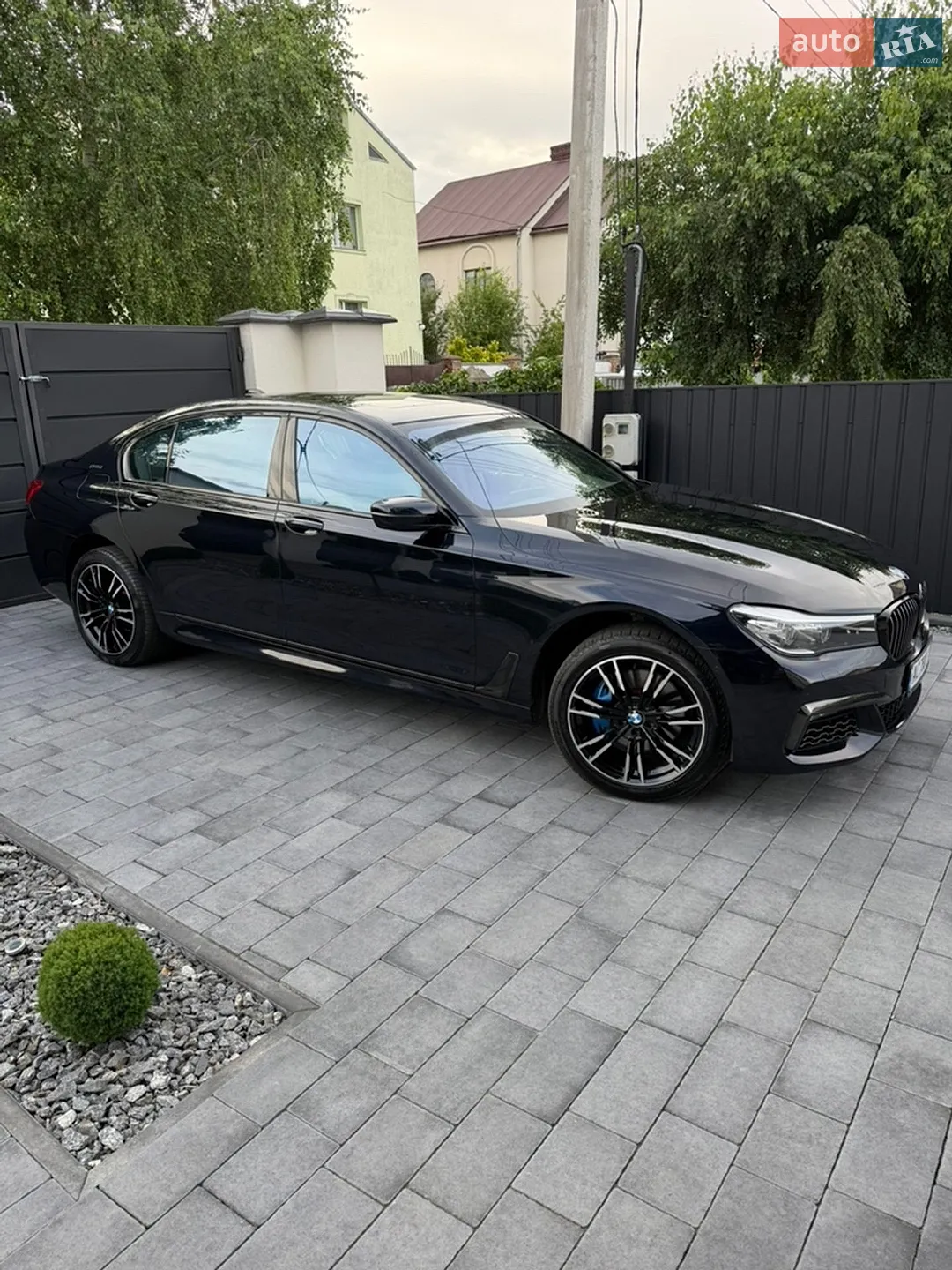 2017 BMW 7er - мініатюра 13