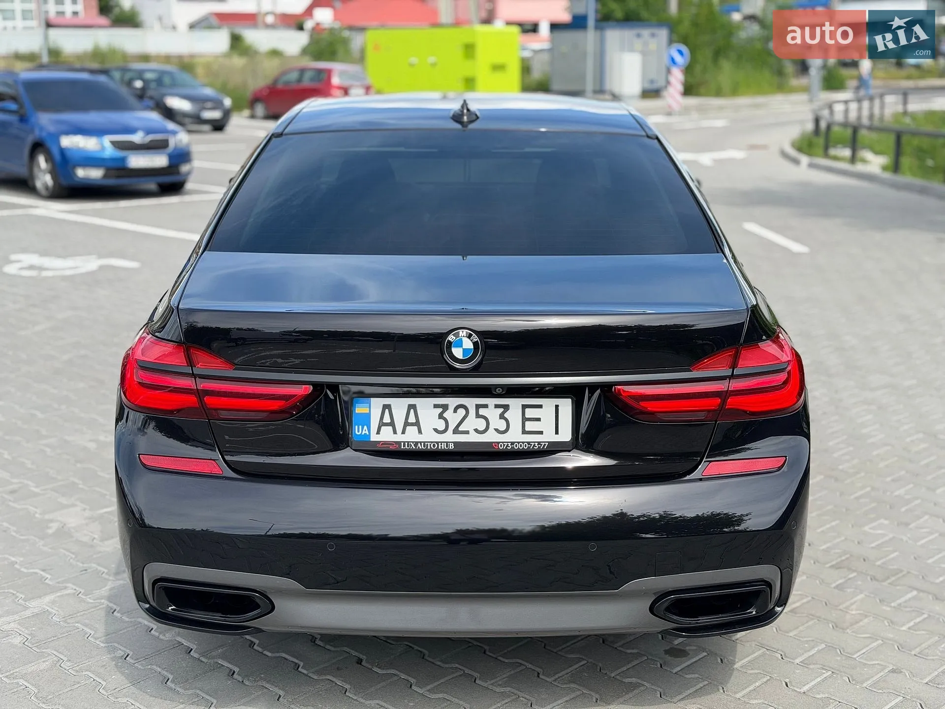 2017 BMW 7er - мініатюра 15