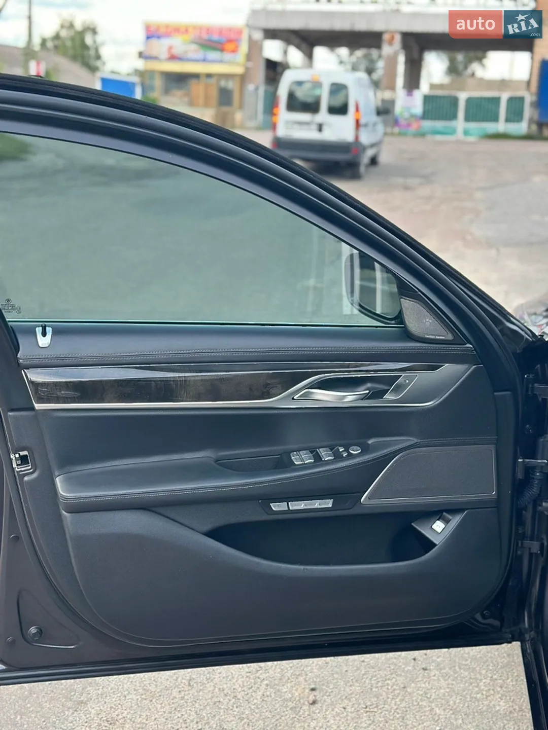 2015 BMW 7er - мініатюра 30