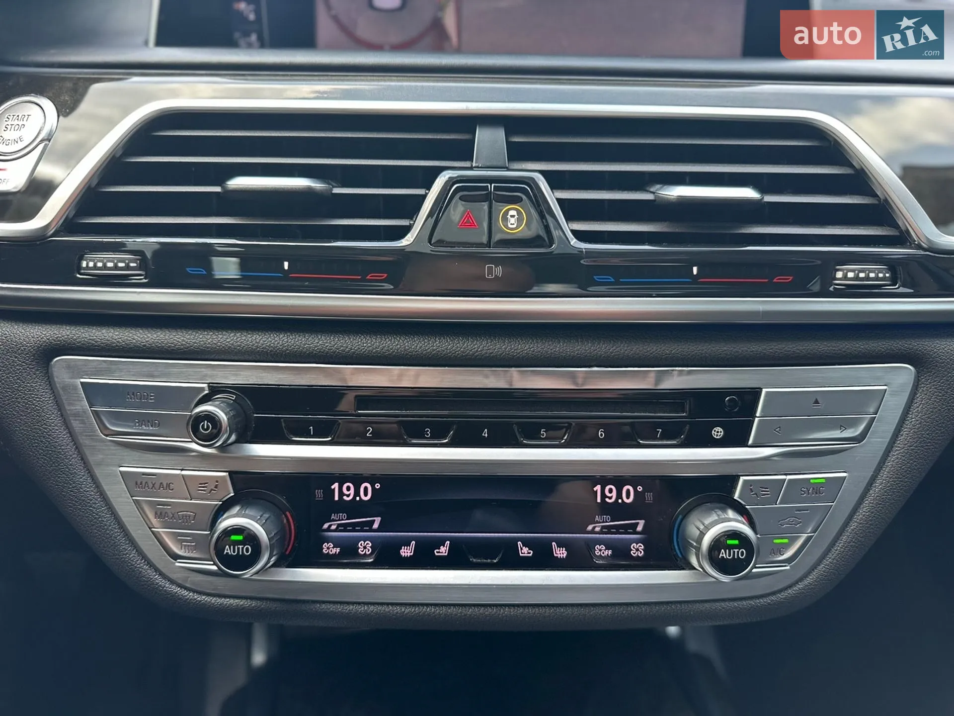 2015 BMW 7er - мініатюра 43