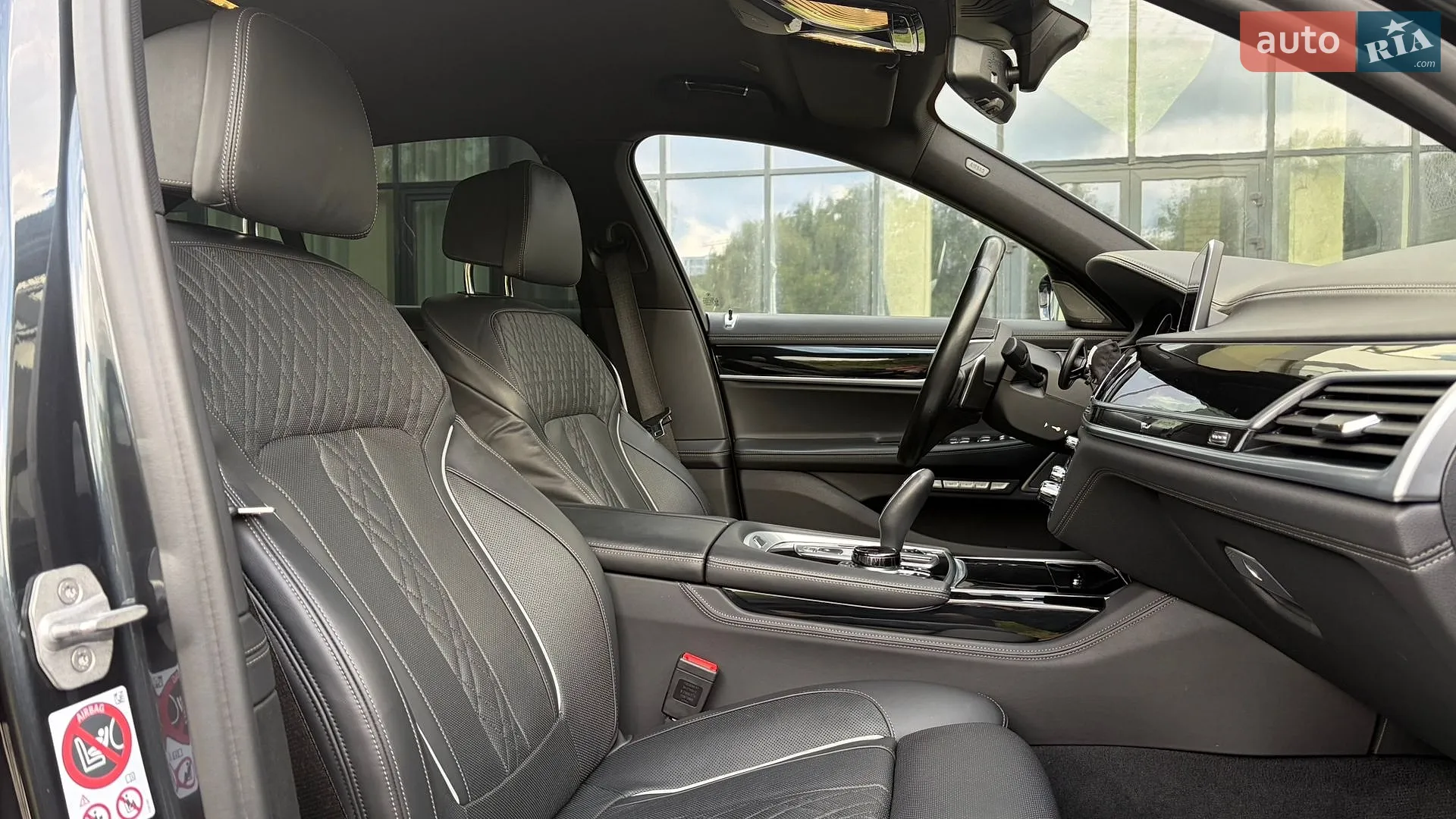 2017 BMW 7er - мініатюра 11