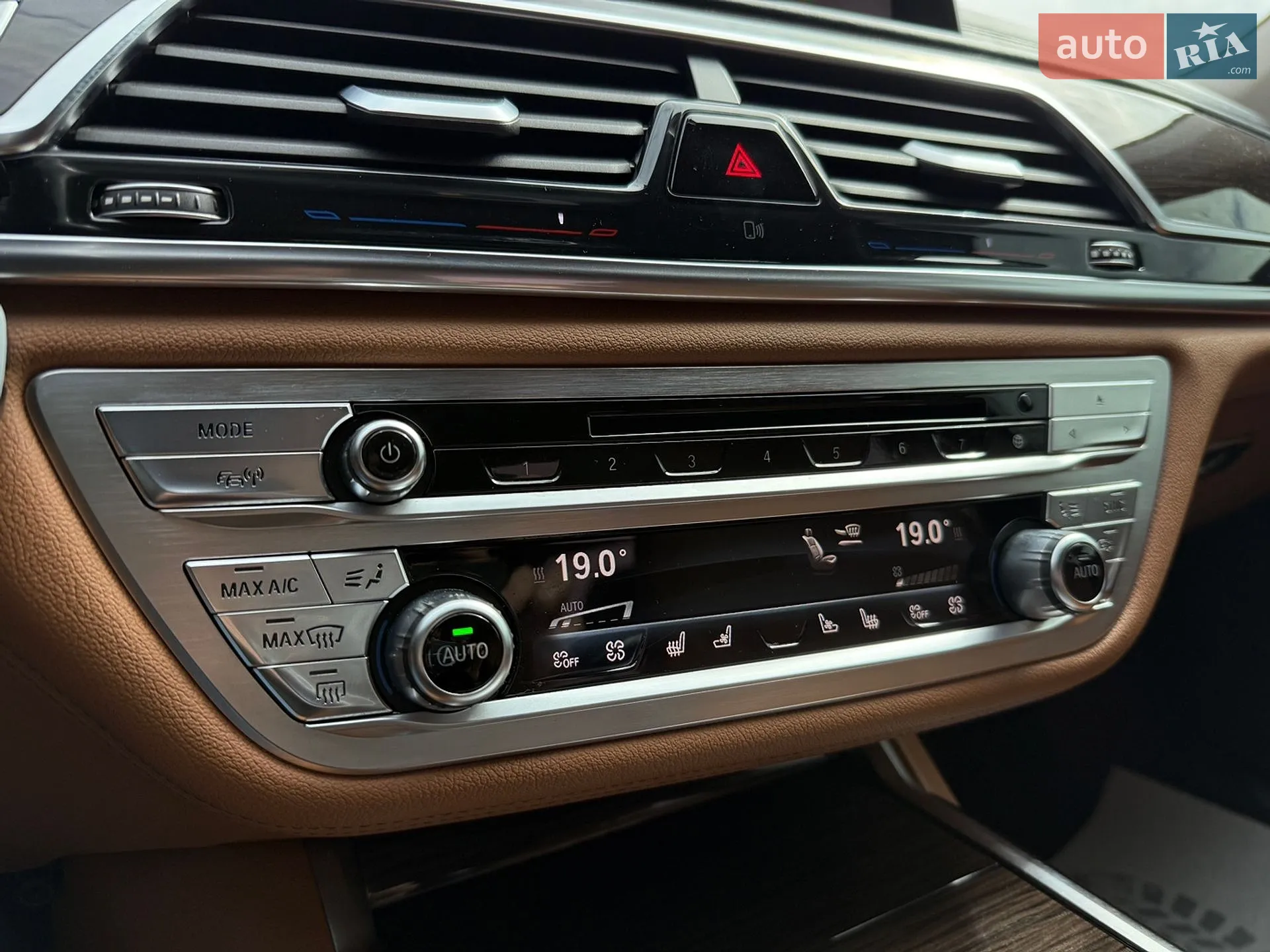 2016 BMW 7er - мініатюра 36