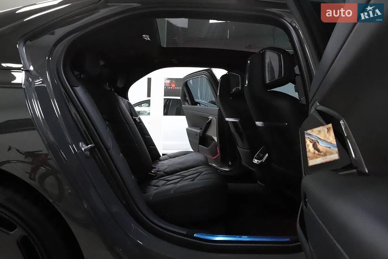 2024 BMW 7er - мініатюра 67