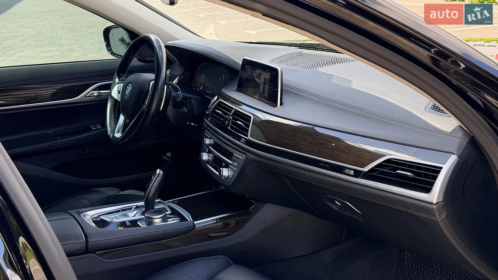 2019 BMW 7er - мініатюра 34