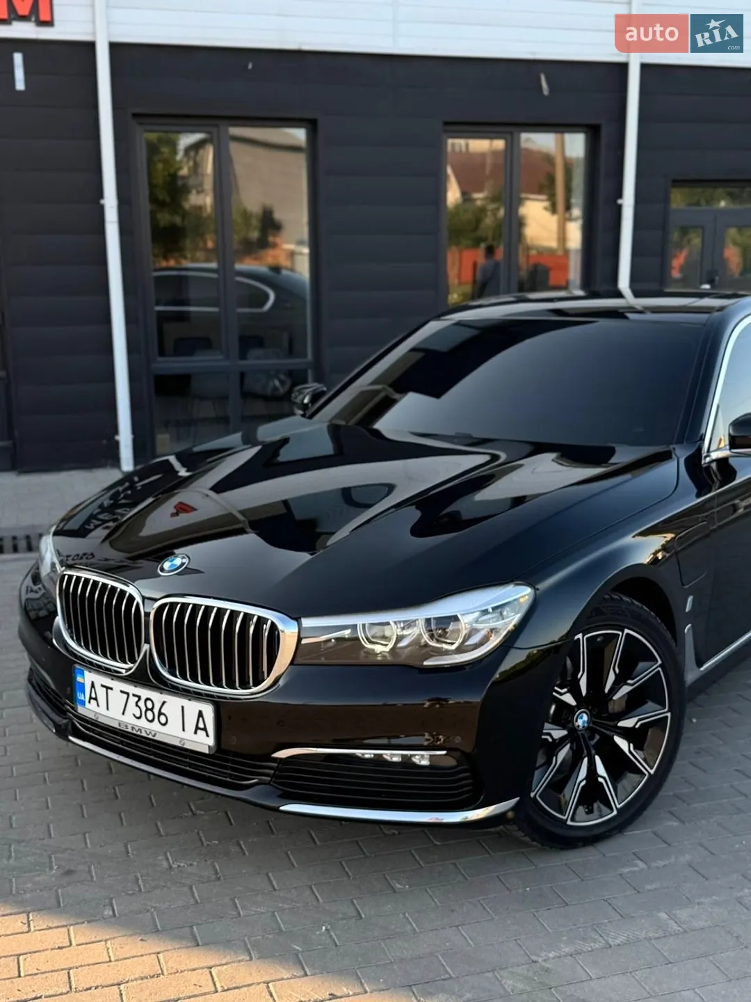 2017 BMW 7er - мініатюра 2