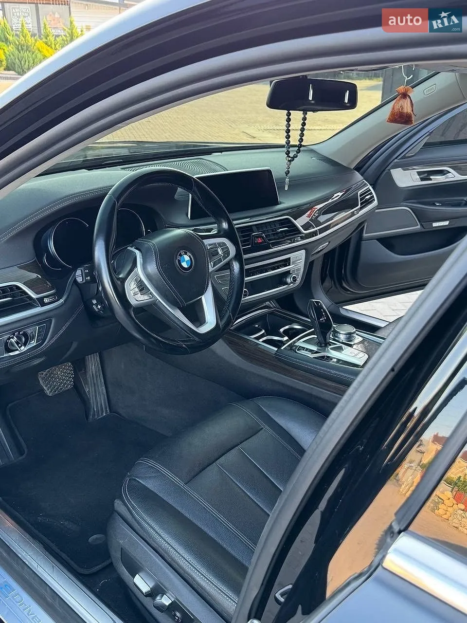 2017 BMW 7er - мініатюра 31