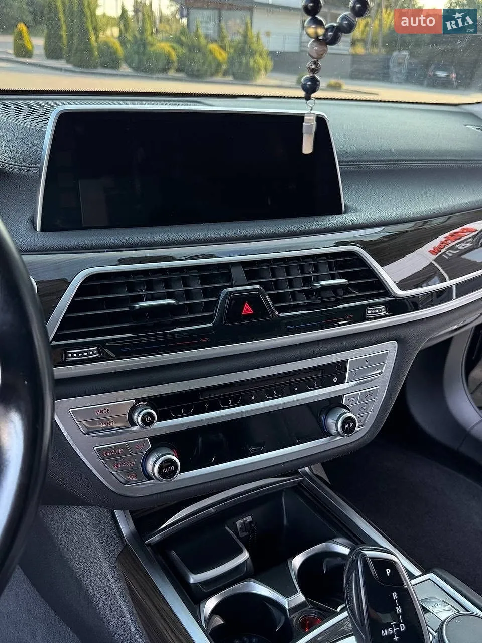 2017 BMW 7er - мініатюра 26