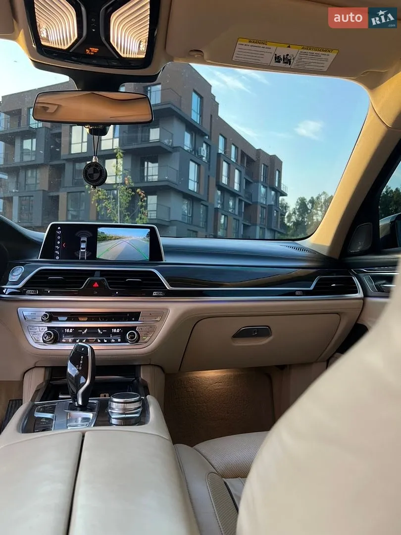 2015 BMW 7er - мініатюра 26