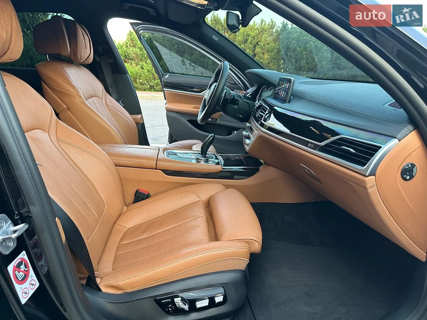 2017 BMW 7er - мініатюра 37
