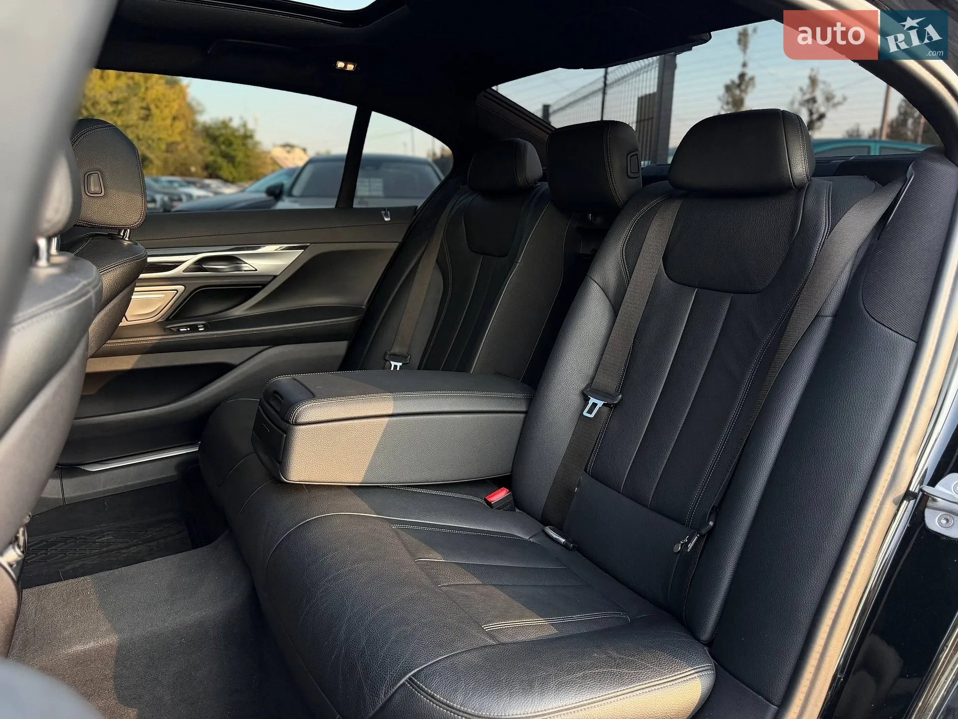 2018 BMW 7er - мініатюра 18