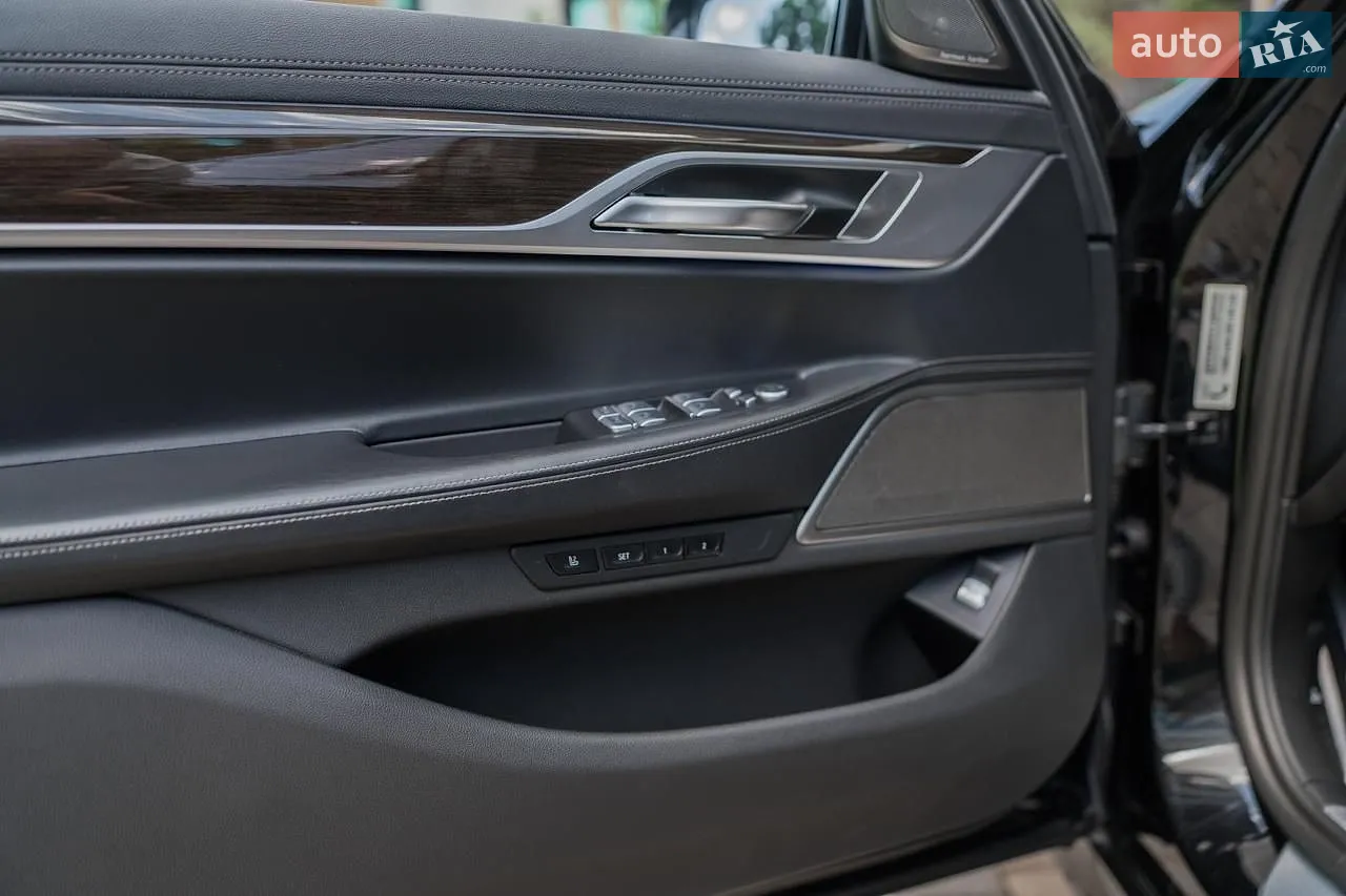 2022 BMW 7er - мініатюра 24