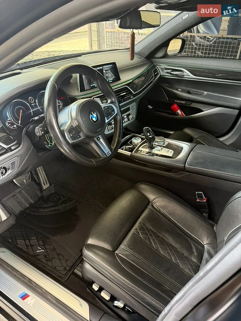 2017 BMW 7er - мініатюра 10