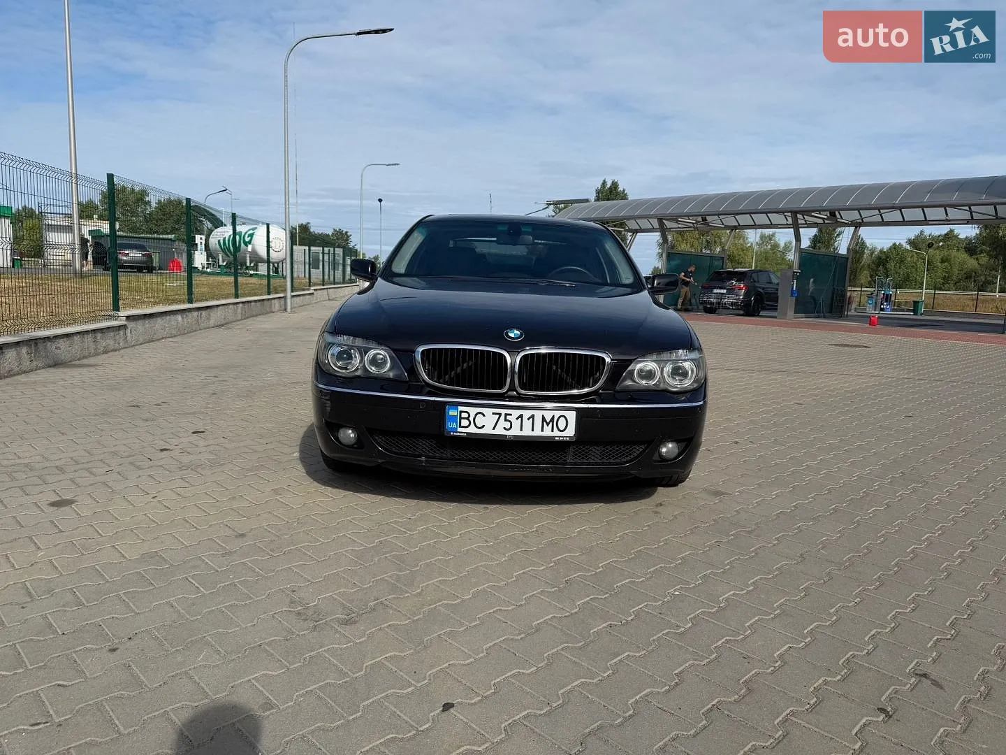 BMW 7 Series 2016 VIN WBA7E2C53GG504575 фото оголошення 16 з 20