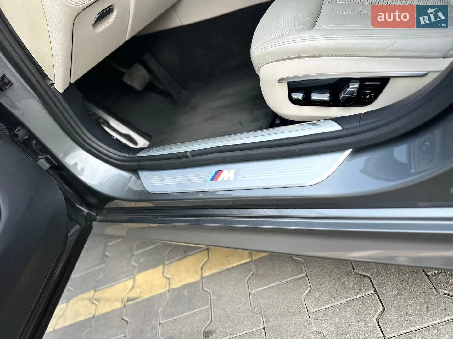 2016 BMW 7er - мініатюра 20