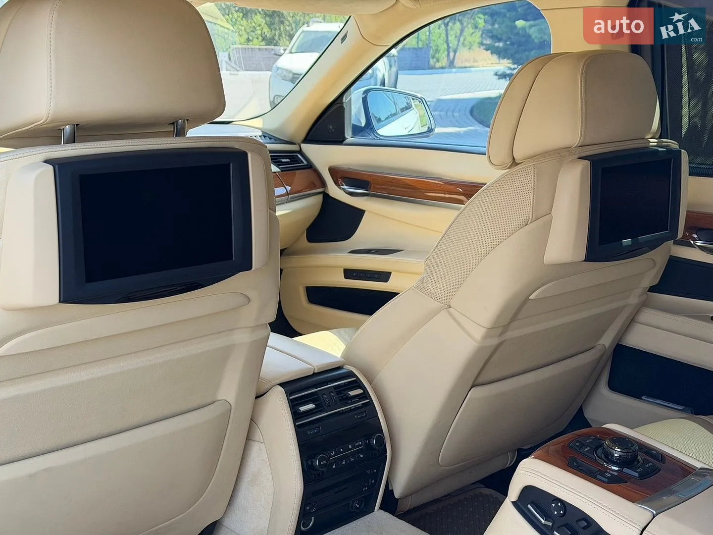 2010 BMW 7er - мініатюра 37