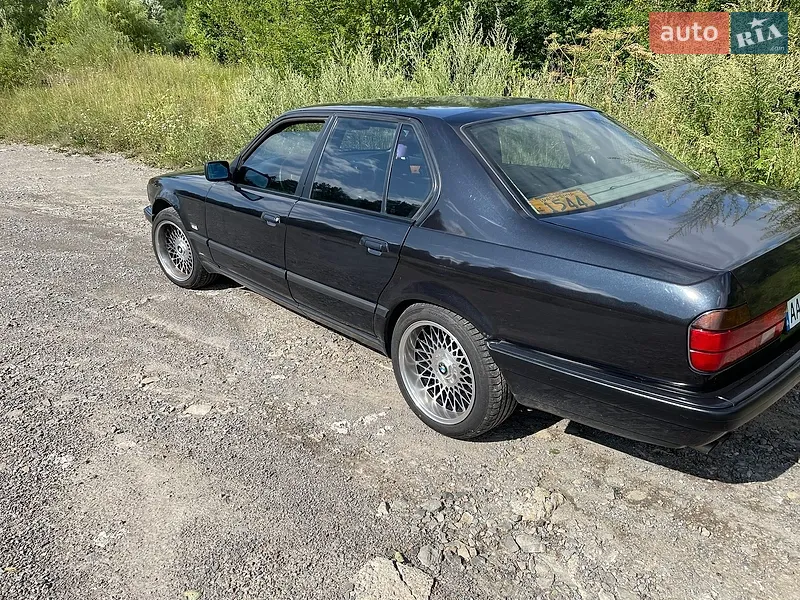 BMW 7 Series 1991