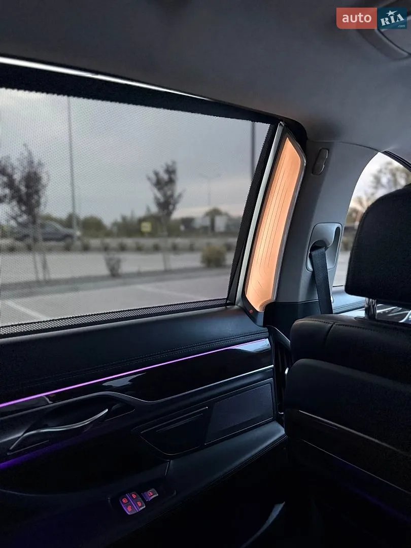 2016 BMW 7er - мініатюра 8