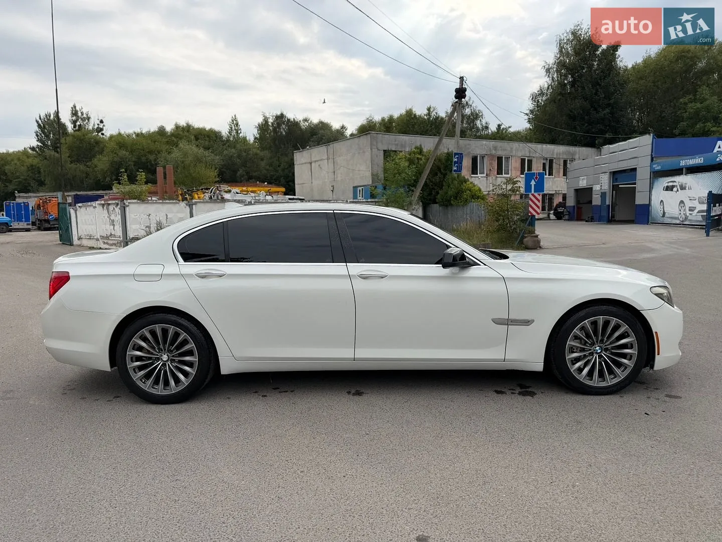 2011 BMW 7er - мініатюра 11