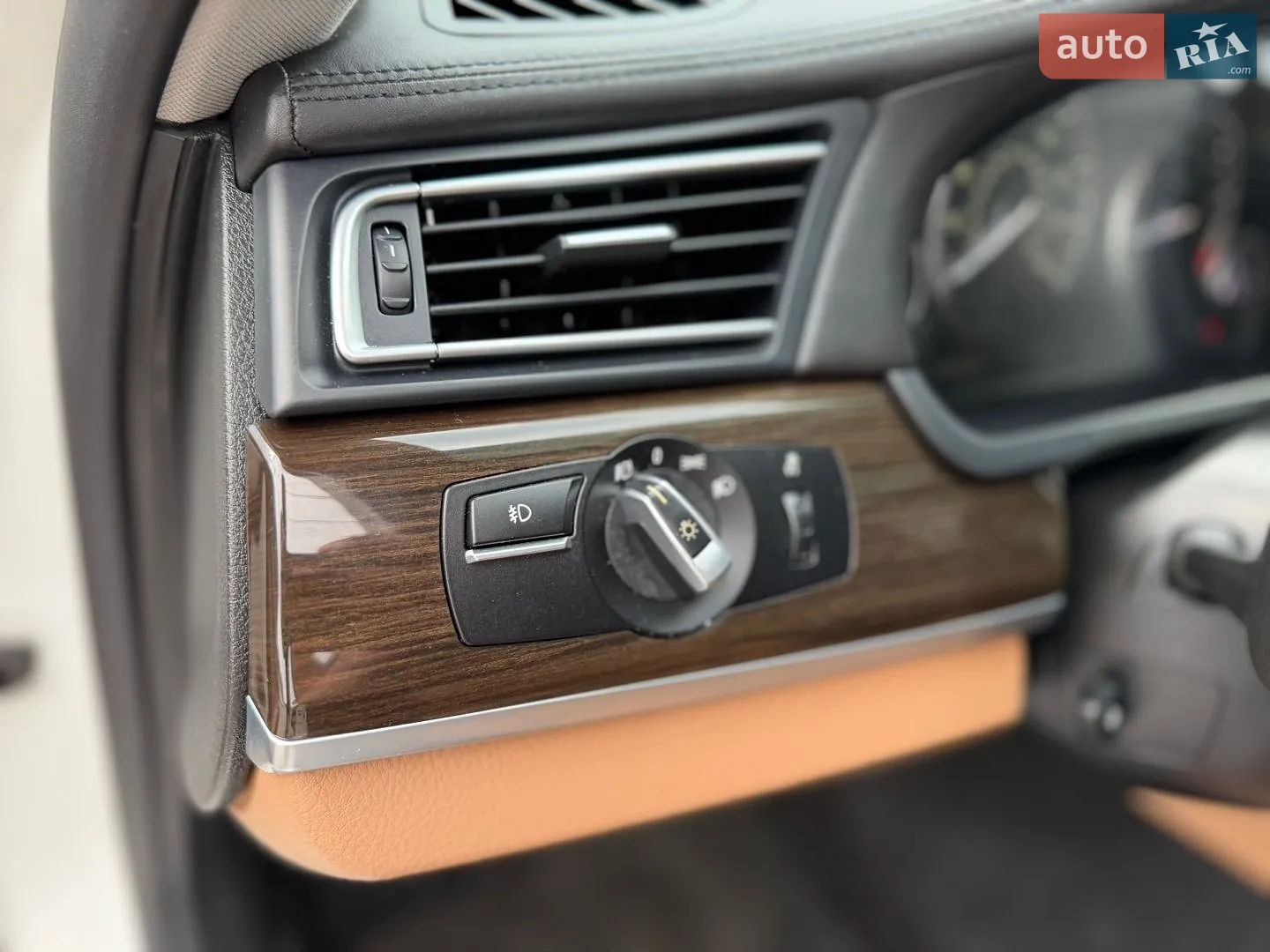 2011 BMW 7er - мініатюра 21