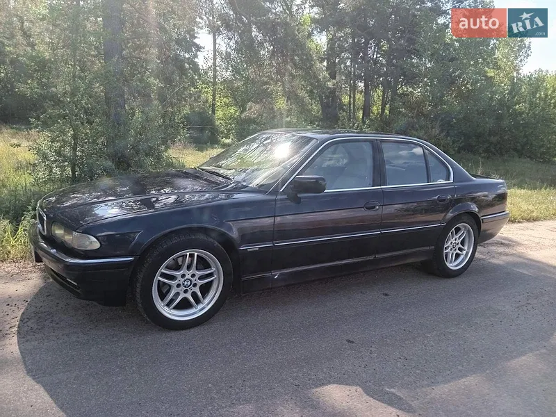 BMW 7 Series 2001