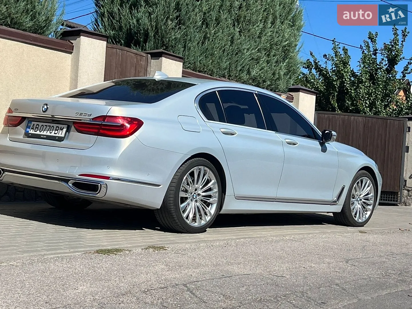 2017 BMW 7er - мініатюра 16