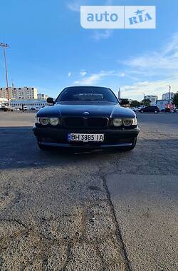 Седан BMW 740 1999 в Одессе