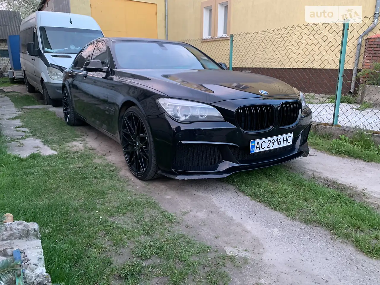 2015 BMW 7er - мініатюра 15