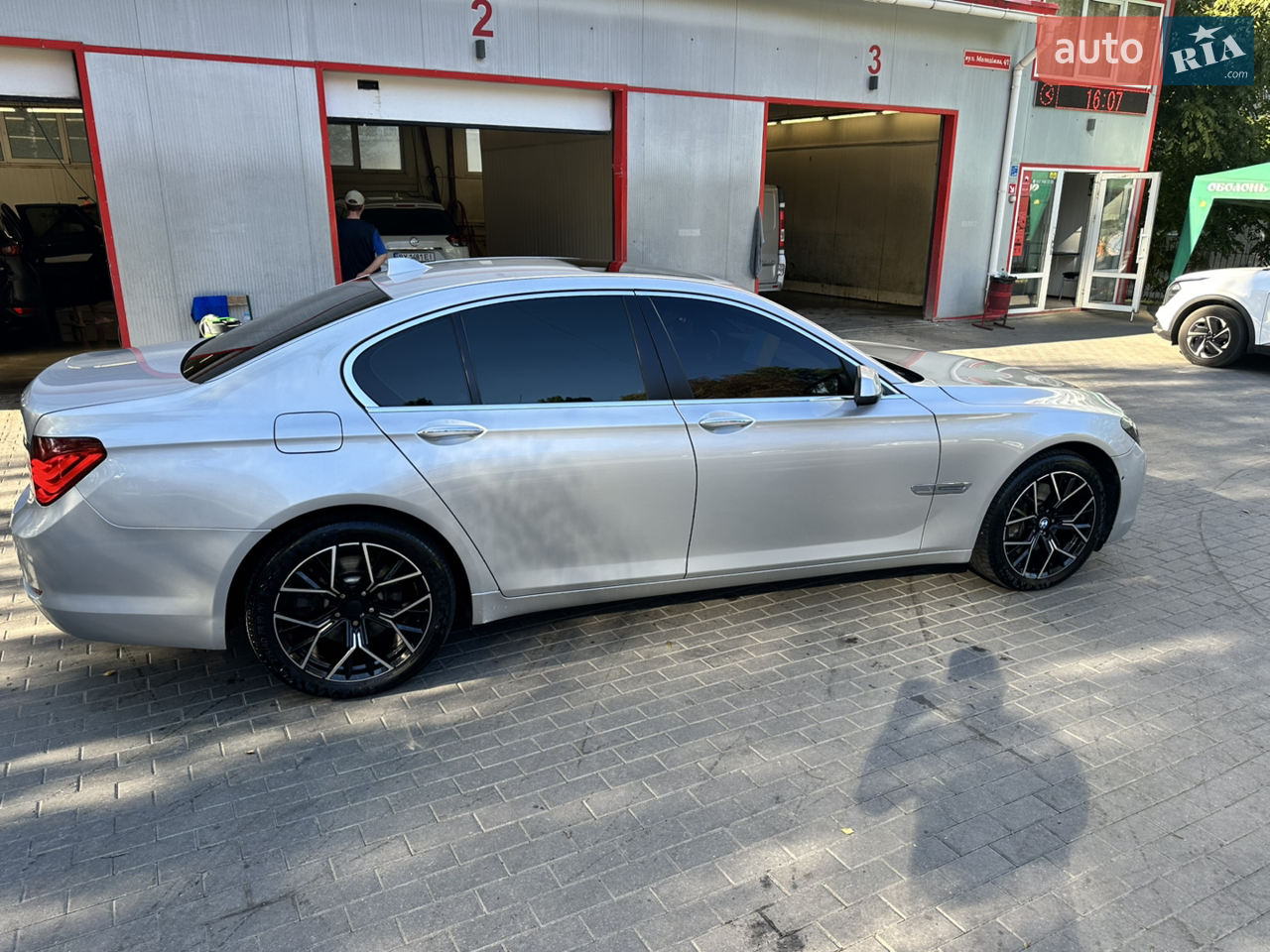 2011 BMW 7er - мініатюра 28