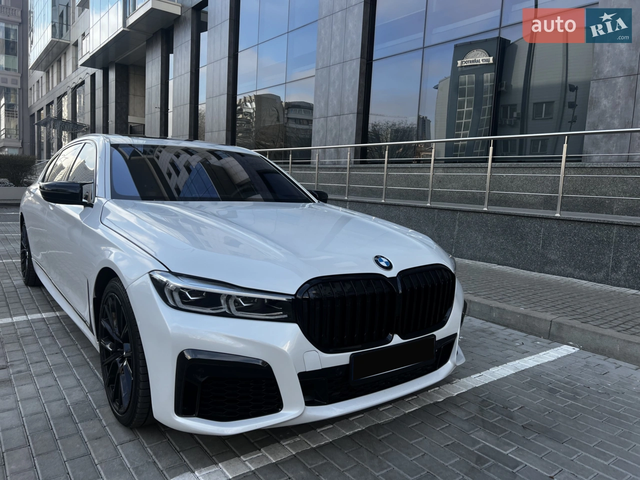 2017 BMW 7er - мініатюра 26