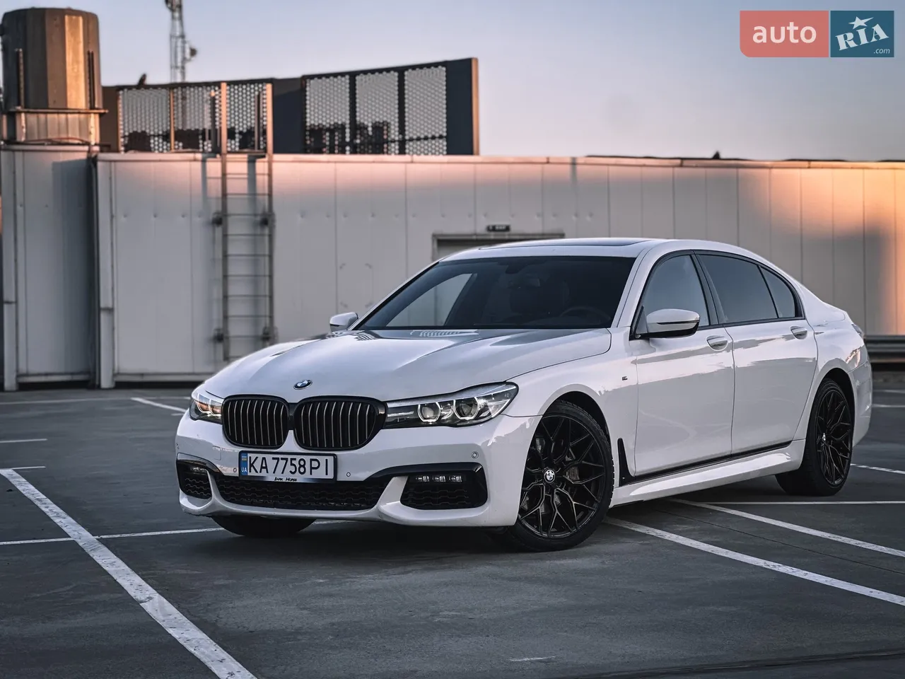 2017 BMW 7er - мініатюра 31