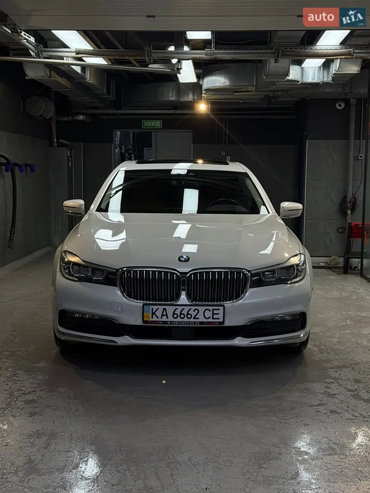 2015 BMW 7er - мініатюра 16