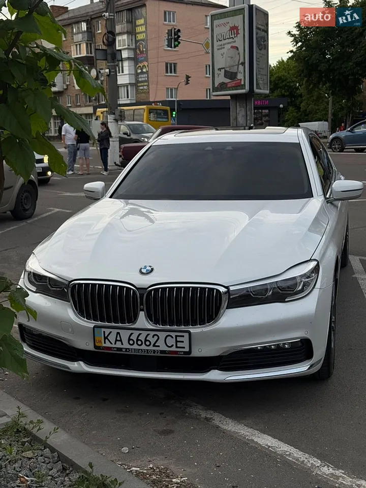 2015 BMW 7er - мініатюра 12