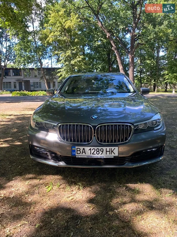 2015 BMW 7er - мініатюра 19
