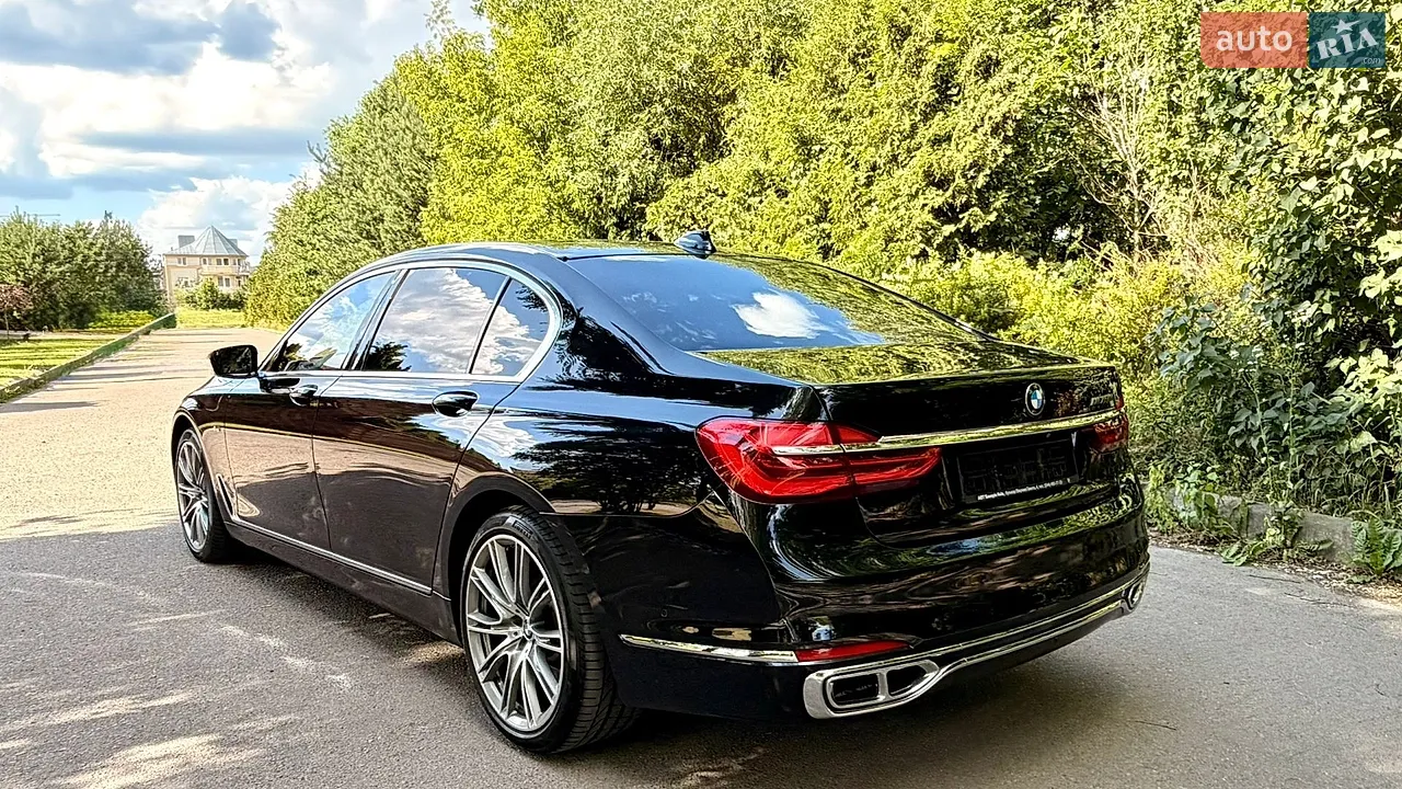 2017 BMW 7er - мініатюра 33