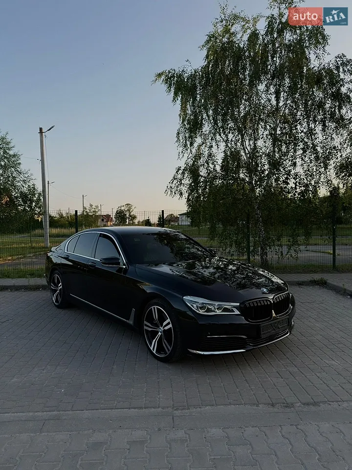 2015 BMW 7er - мініатюра 26