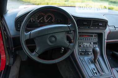 Купе BMW 8 Series 1990 в 