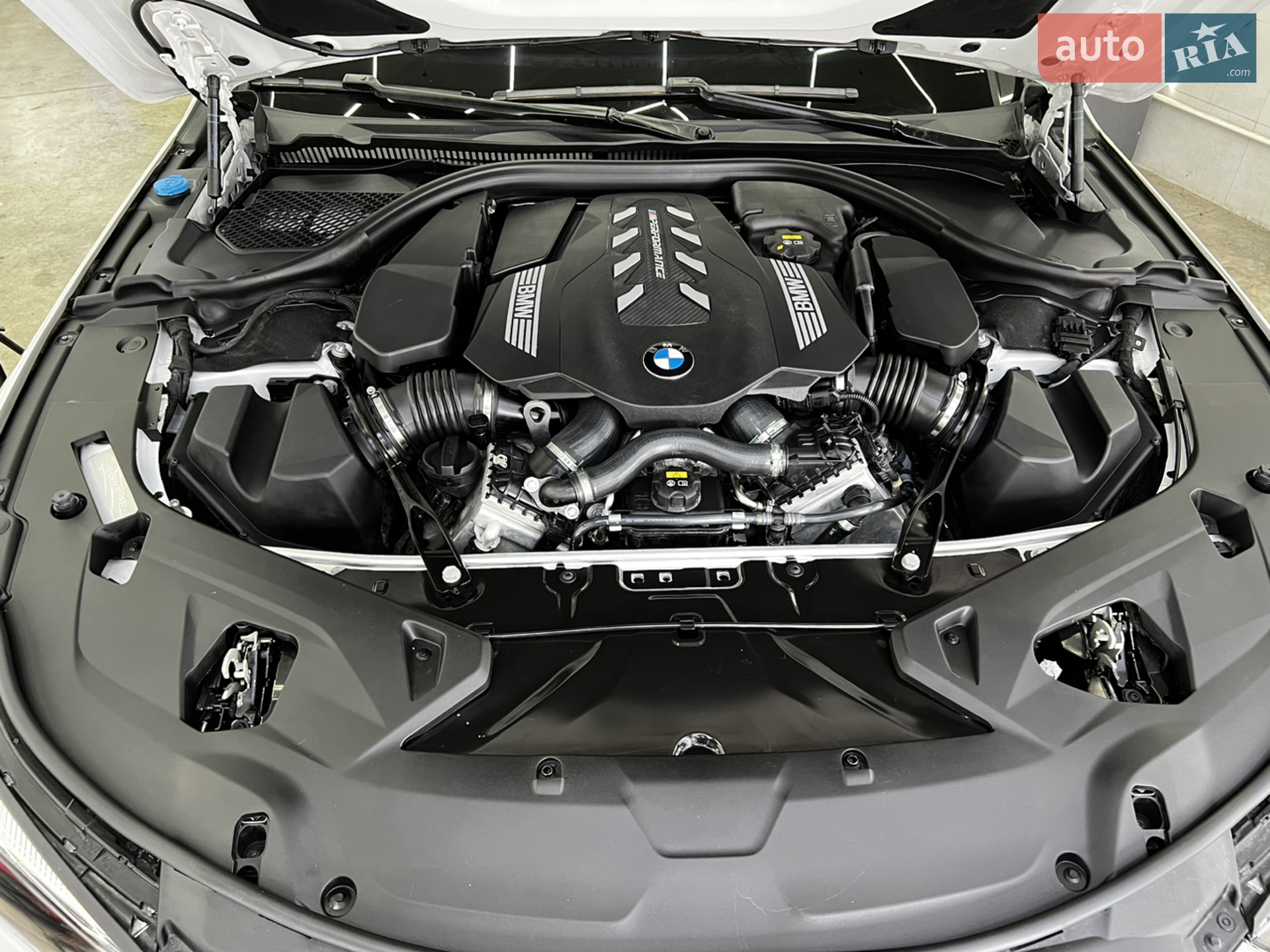 2019 BMW 8er - мініатюра 3