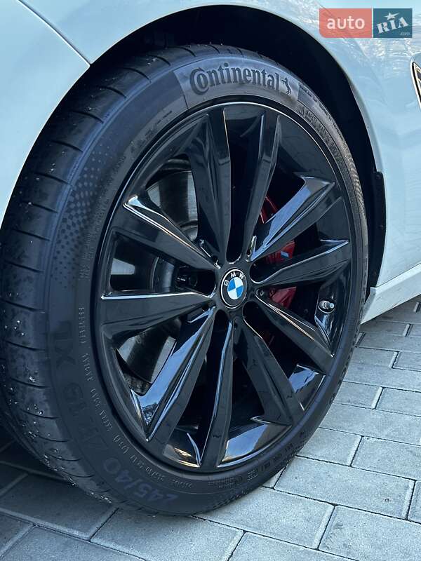 Кабриолет BMW 8 Series 2020 в Киеве