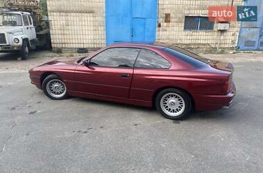 Купе BMW 8 Series 1993 в 