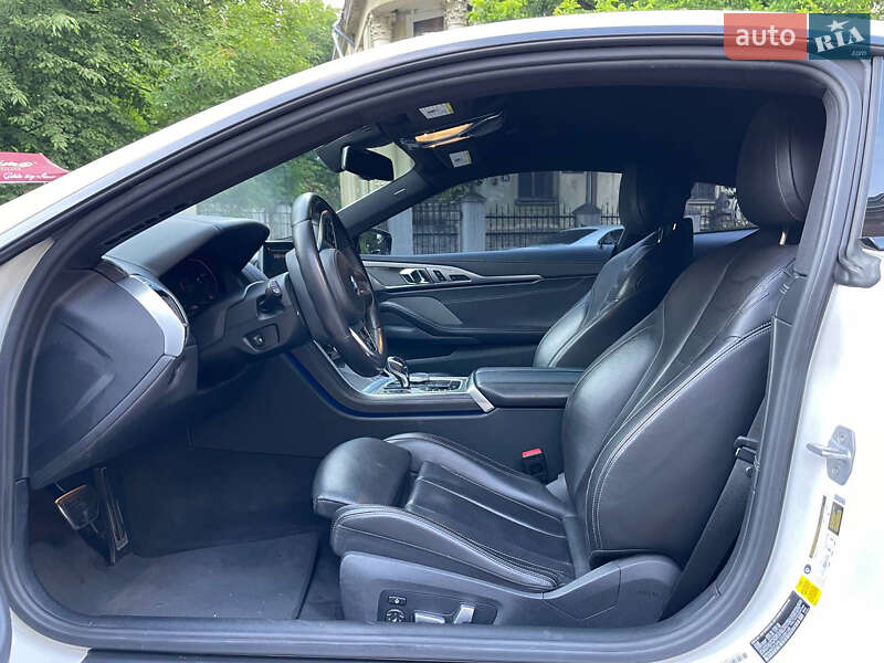 Купе BMW 8 Series 2019 в Львове