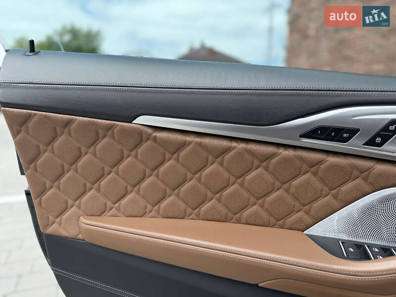 Кабриолет BMW 8 Series 2019 в Львове