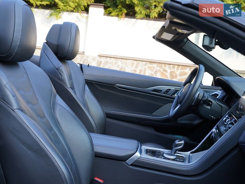 Кабриолет BMW 8 Series 2019 в Киеве фото 35 Кабриолет BMW 8 Series 2019 в Киеве