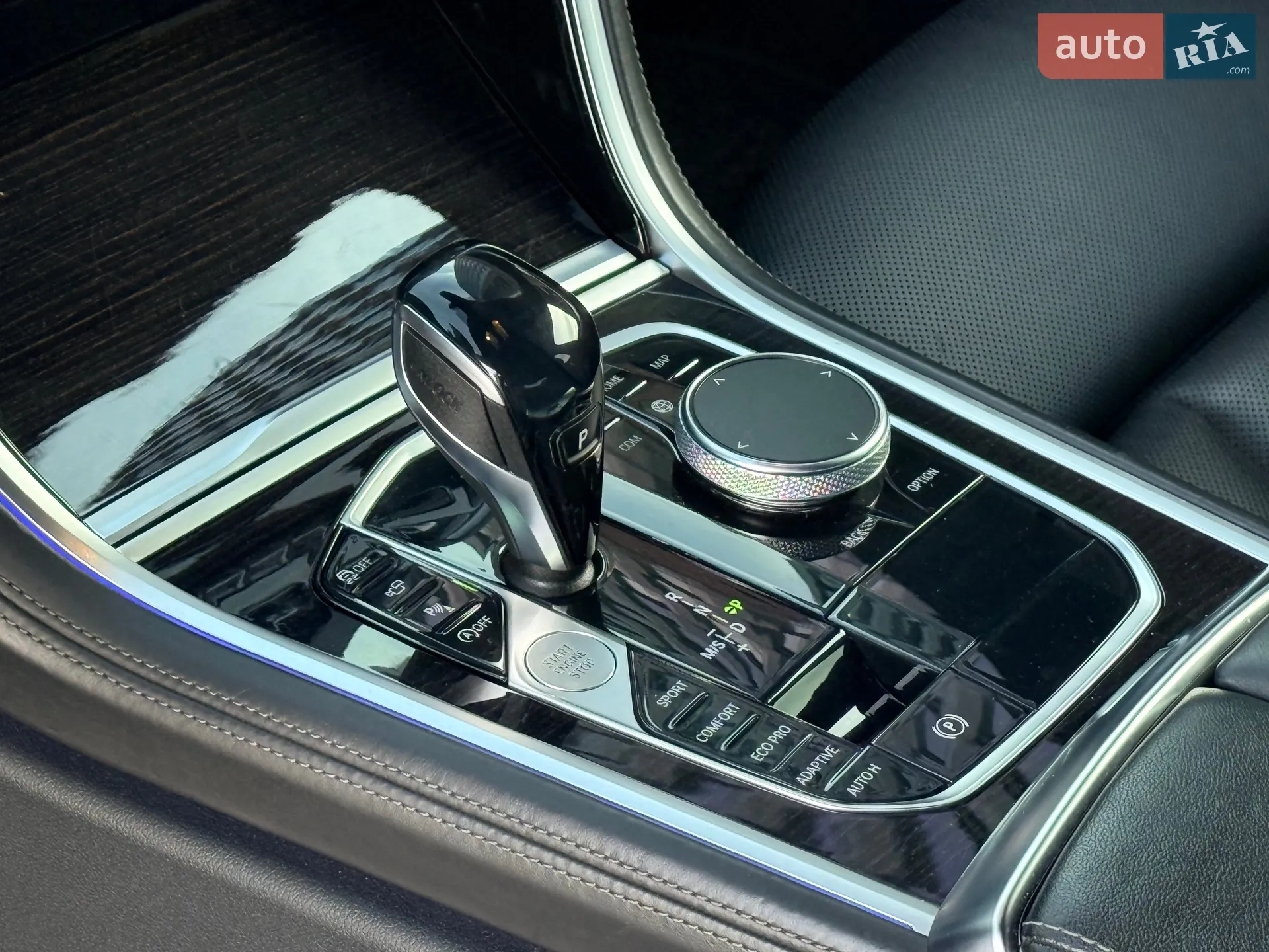 2020 BMW 8er - мініатюра 16