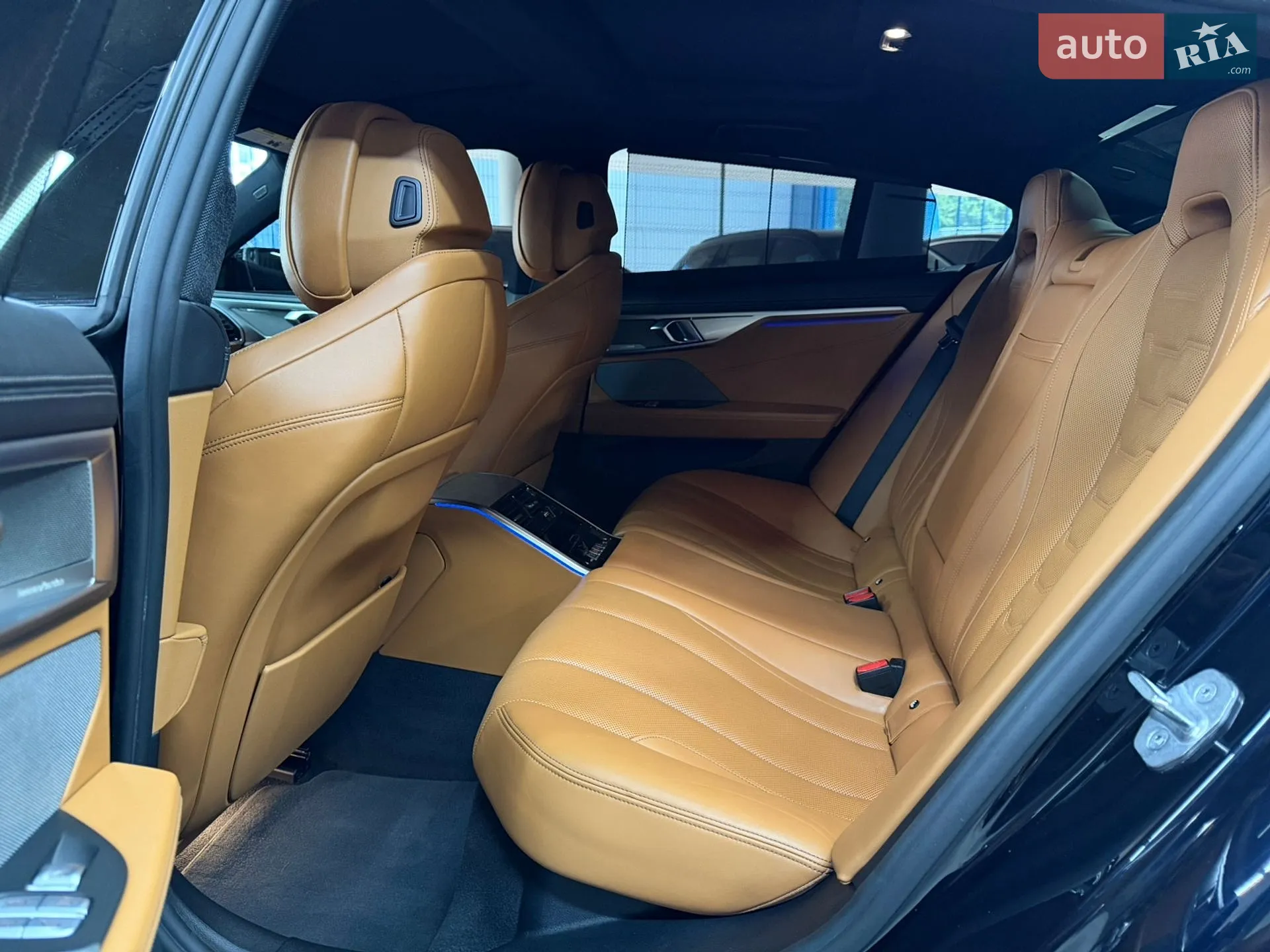 2021 BMW 8er - мініатюра 25